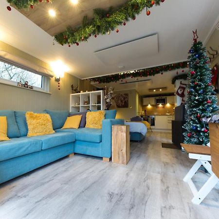 Sutton Cabins Stowey Екстер'єр фото