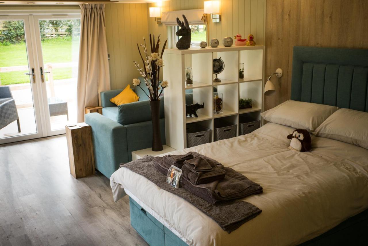 Sutton Cabins Stowey Екстер'єр фото